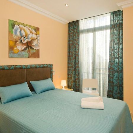 Sliema Duplex 1 Bedroom Apartment With 2 Bathrooms- Sleep 4 Exterior foto
